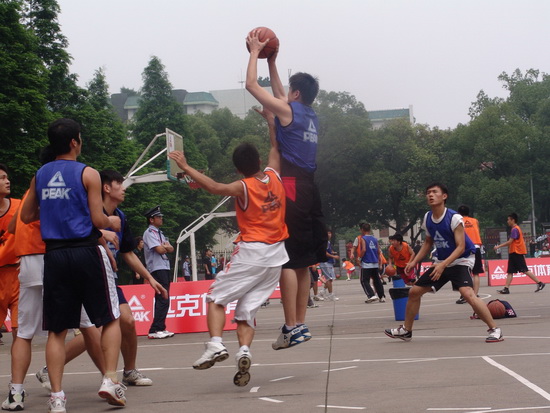 球的人都明